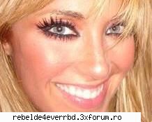 Annie--Poze - X:X..i love it:*:* - Annie