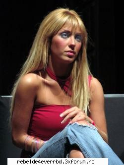 Annie--Poze - dulce_maria - Annie