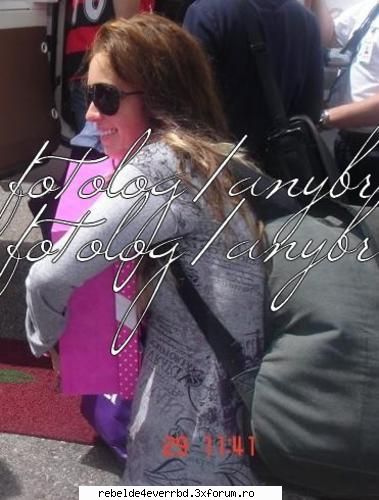 Annie--Poze - annie...ducand cadouri:) - Annie