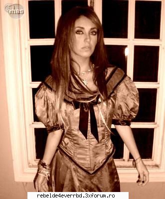Annie--Poze - andreea_annie - Annie