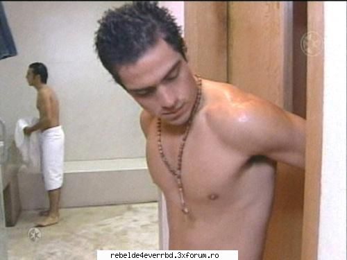 Poncho--Poze - wow ce sexy e :*:*:*:*:*:* =p~=p~=p~ - Poncho